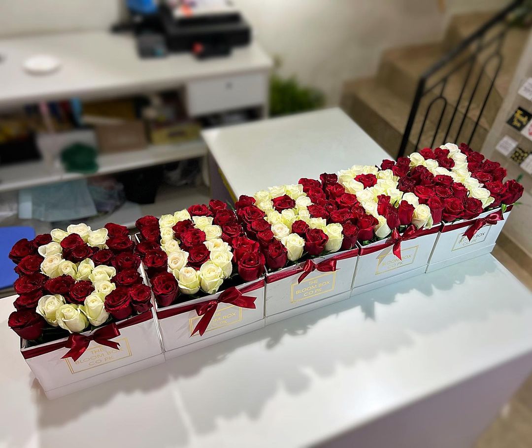 Premium Roses Sorry Box